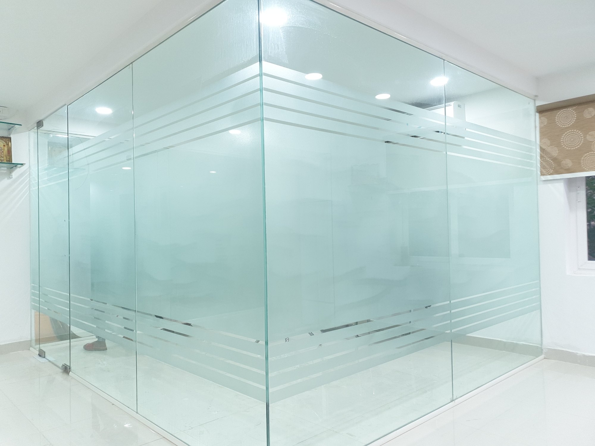 Tuff Glass Patch Fitting